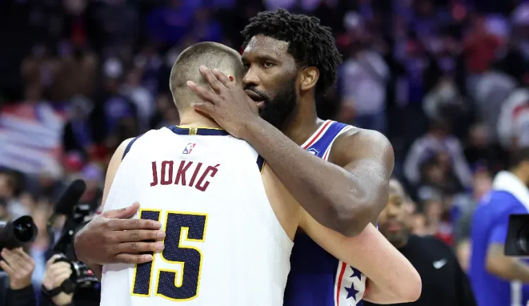 Embiid y Jokic