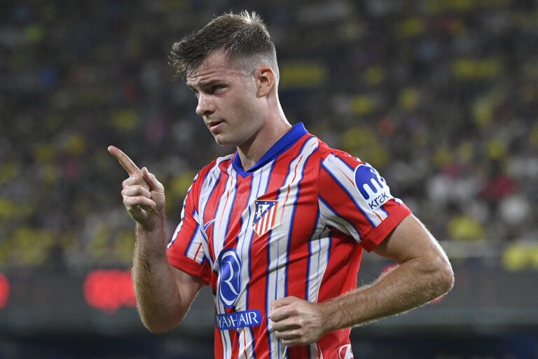 Sorloth celebra tímidamente el 2-2 en el partido de la primera vuelta