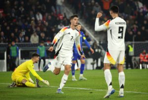 Alemania marcó 3 goles a Bosnia en la primera mitad.