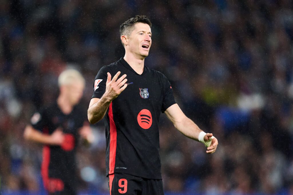 Robert Lewandowski durante el Real Sociedad Barcelona