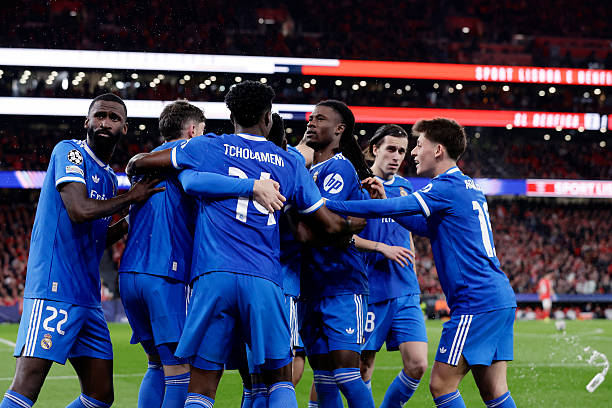 Los jugadores del Real Madrid apercibidos